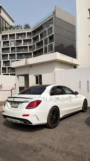 Mercedes Benz for Rent