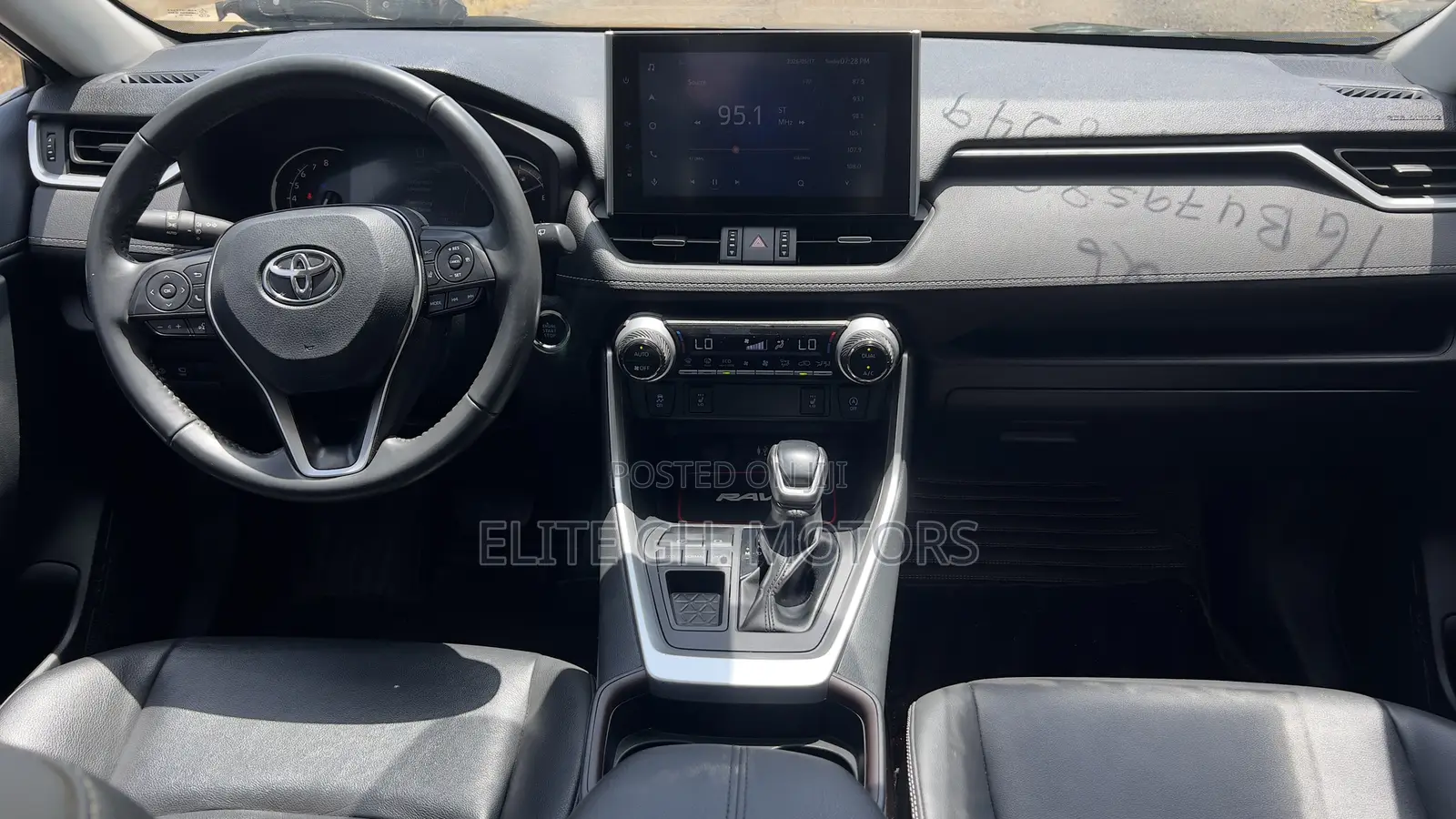 Toyota RAV4 2022 Black