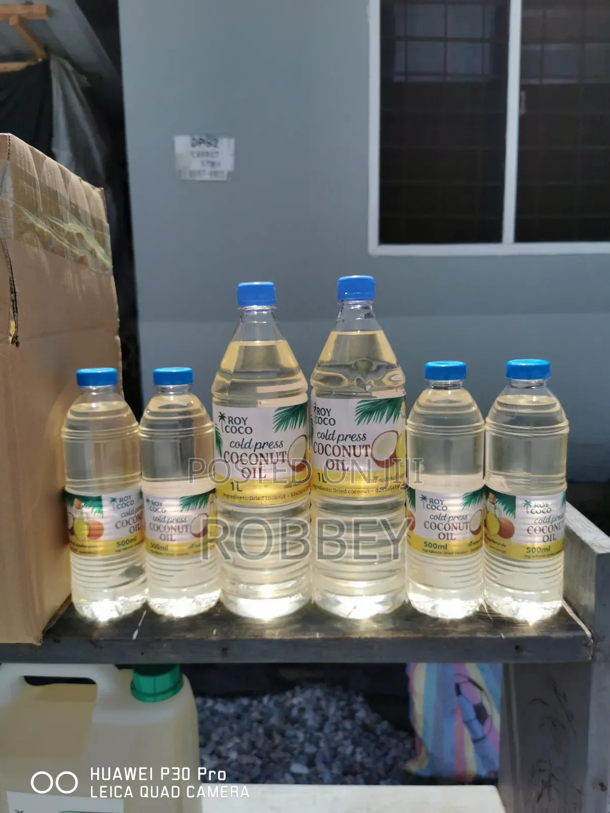 Cold Press Coconut Oil. 100% Organic No Additive.