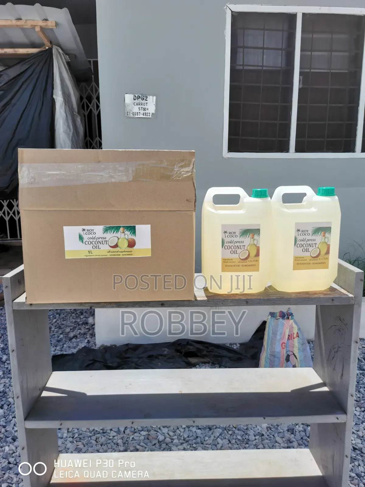 Cold Press Coconut Oil. 100% Organic No Additive.