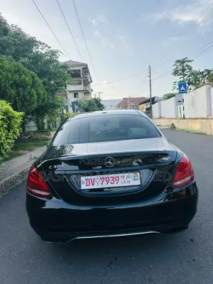 Mercedes-Benz C300 Sport 4Matic Sedan AWD (2.0L 4cyll 7A) 2016 Black