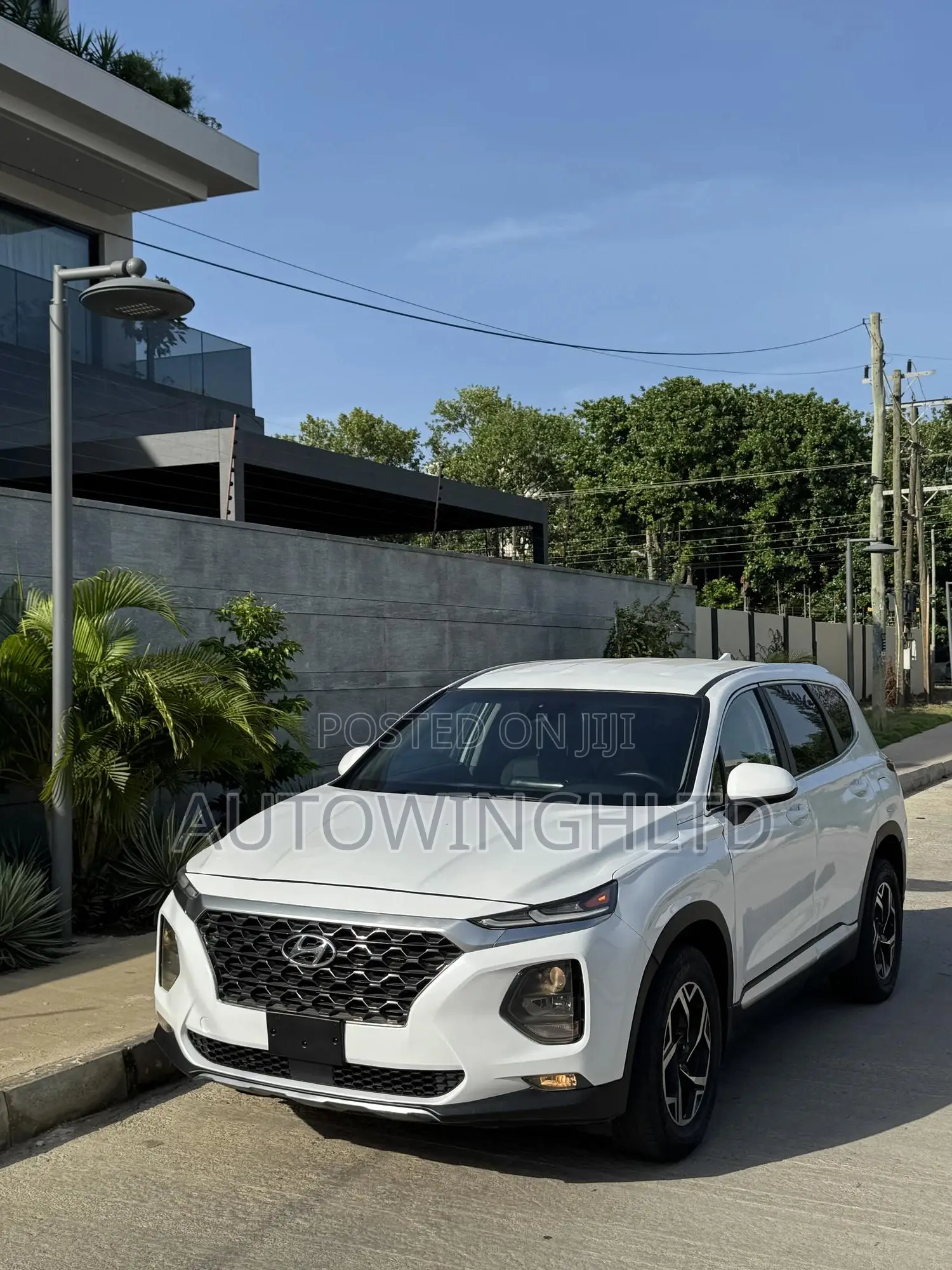 Hyundai Santa Fe SE 2.4 FWD 2019 White