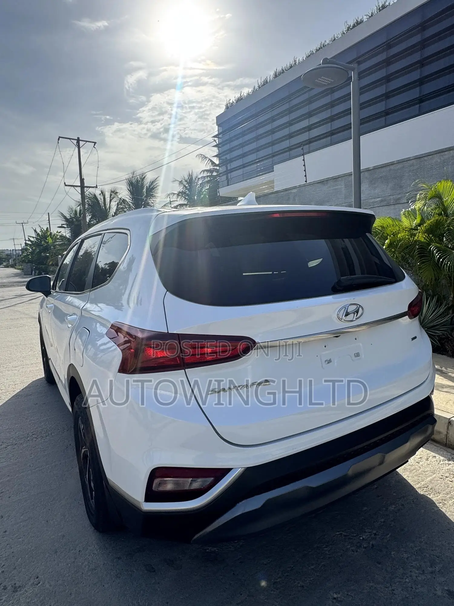 Hyundai Santa Fe SE 2.4 FWD 2019 White