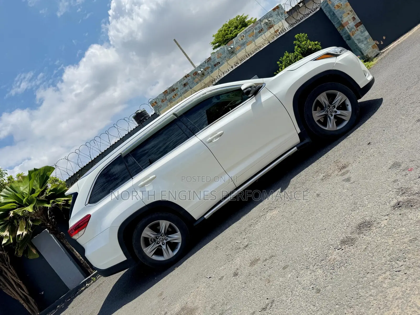 Toyota Highlander XLE 2019 White