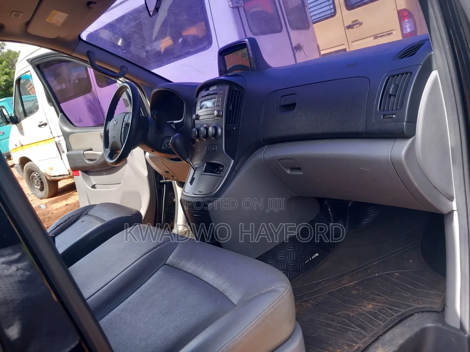 Hyundai Starex 2014 Black