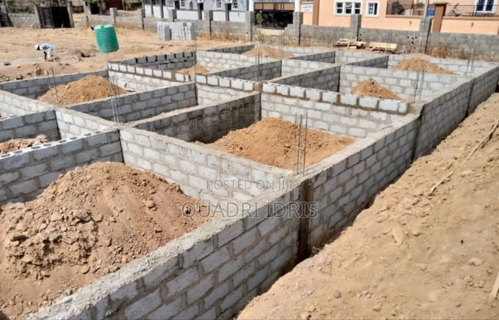 Foundation Worker