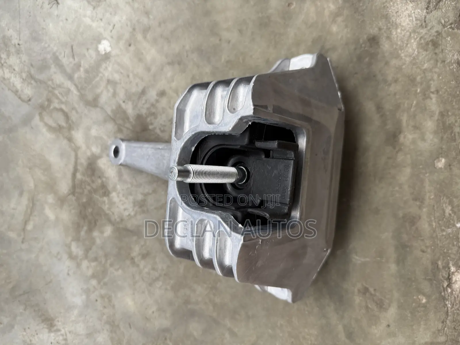 Hyundai Elantra 2017/18 Aluminum Passenger Side Engine Seat