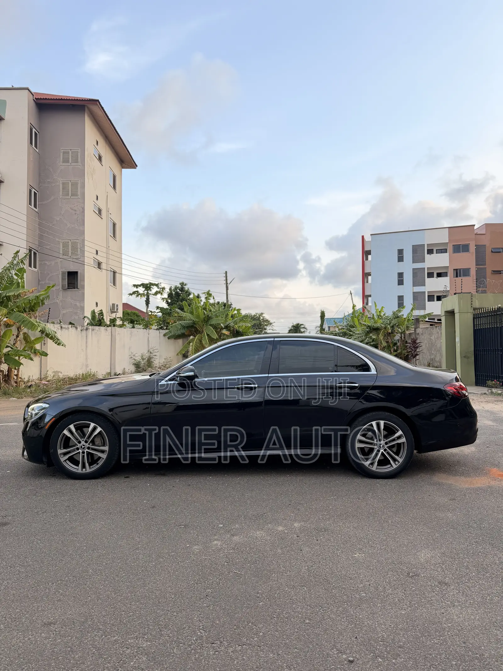 Mercedes-Benz E350 2021 Black