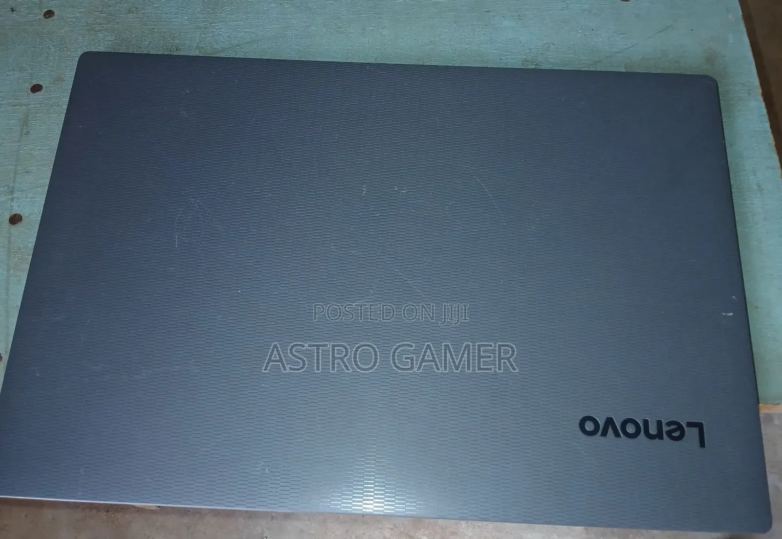Laptop Lenovo V130-15IKB 8GB Intel Core i5 SSHD+SSD 256GB
