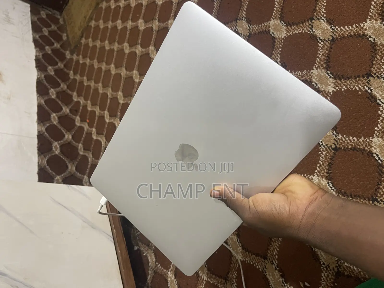 Laptop Apple MacBook 2019 8GB Intel Core i5 SSD 128GB
