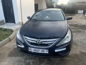 Hyundai Sonata SE Sedan FWD (2.4L 4cyl 6A) 2013 Black