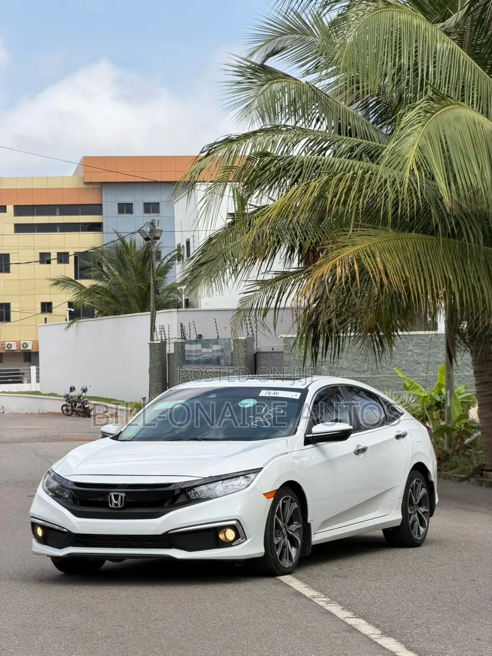 Honda Civic Touring Sedan 2020 White
