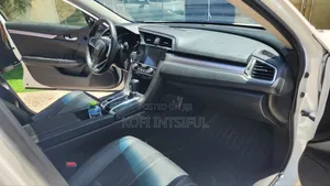 Honda Civic Touring Sedan 2018 White