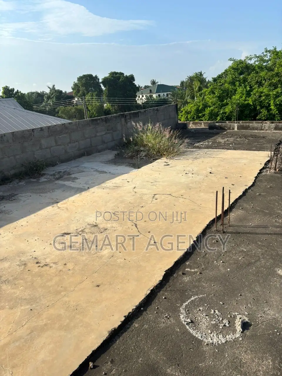 Furnished 12bdrm Apartment in Atomic Down, Accra Metropolitan for sale