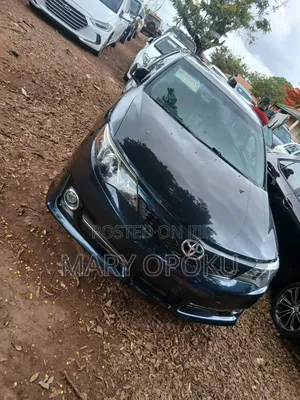 Toyota Camry LE 4dr Sedan (2.5L 4cyl 6A) 2014 Black