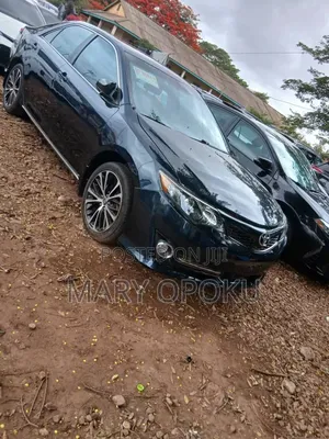 Toyota Camry LE 4dr Sedan (2.5L 4cyl 6A) 2014 Black