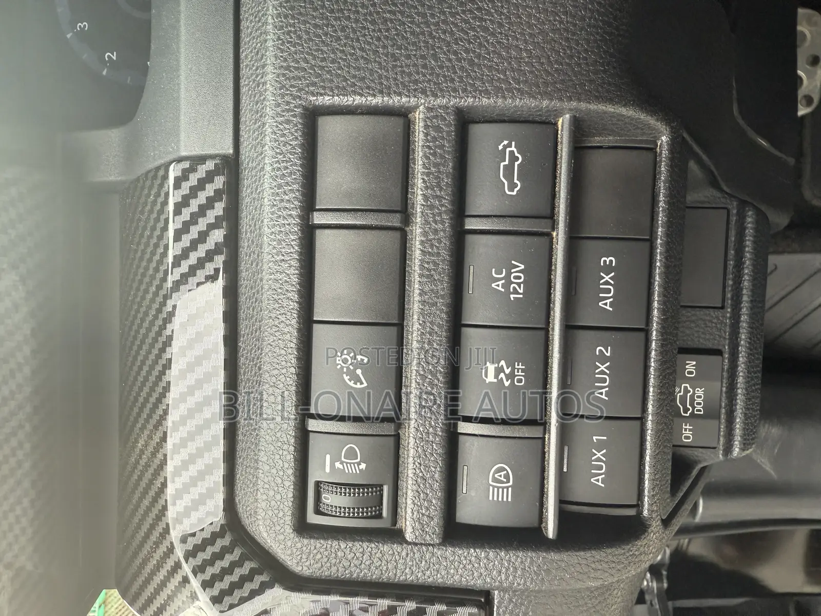 Toyota Tacoma 2024 Black
