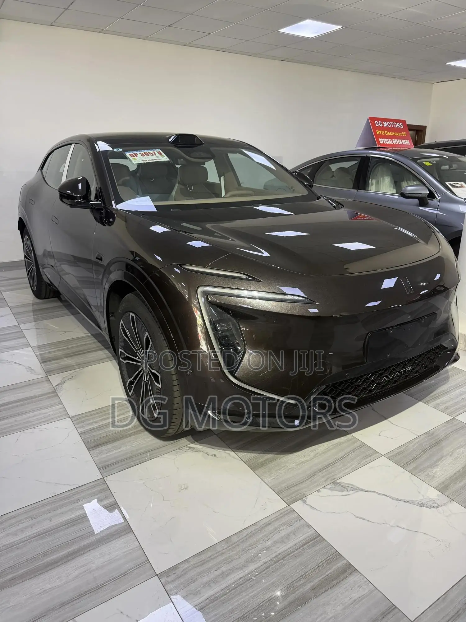 Showroom Salesmen