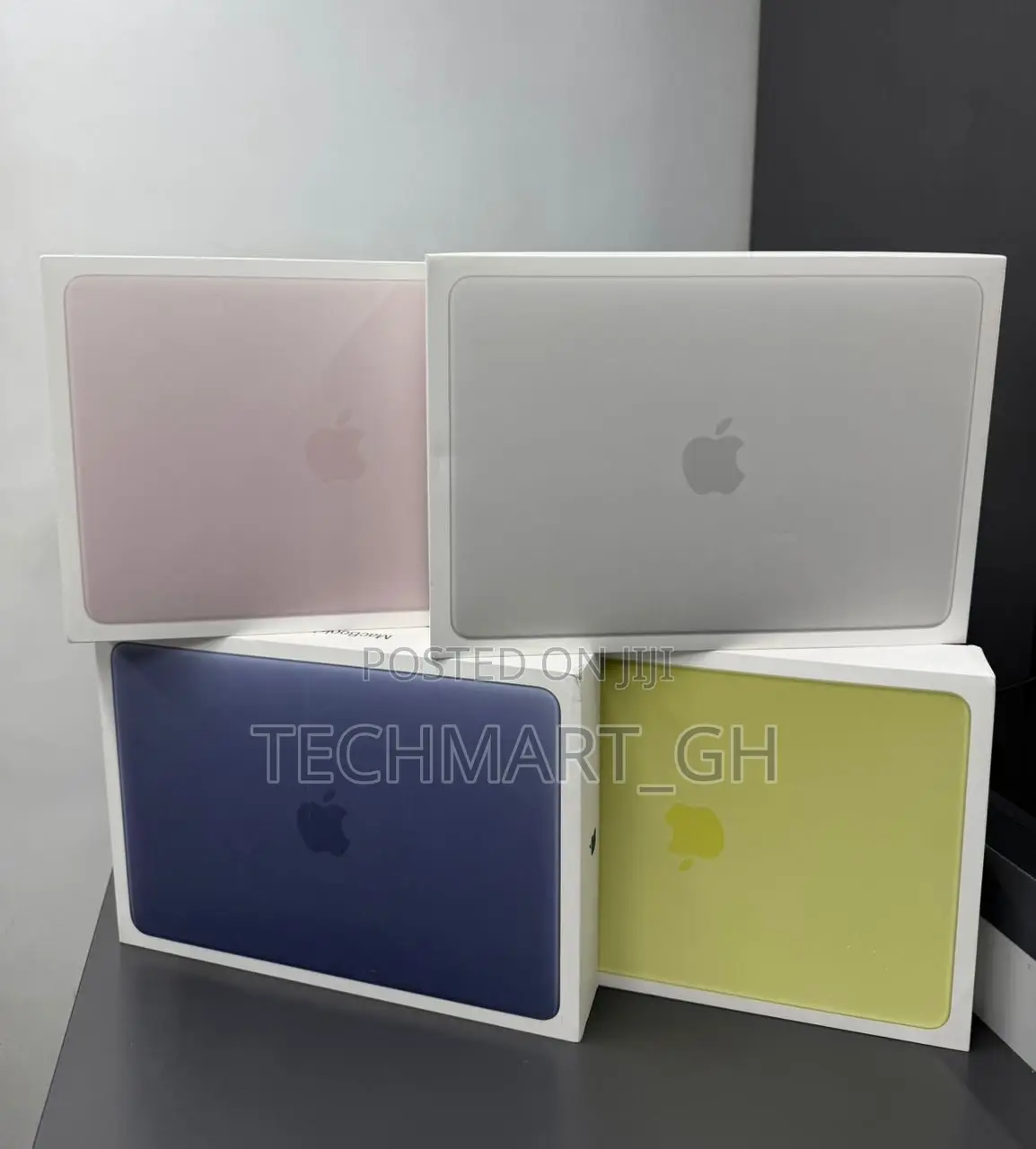 New Laptop Apple MacBook 8GB SSD 256GB