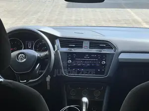 Volkswagen Tiguan SE R-Line Black 2024 Teal