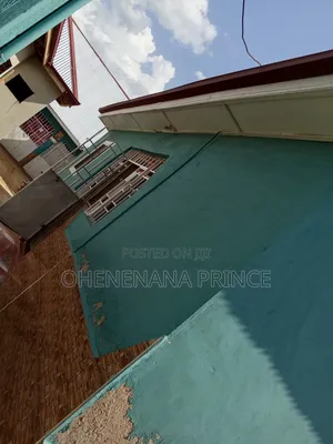 11bdrm House in Bomiriso, Asante Akim Central Municipal for sale