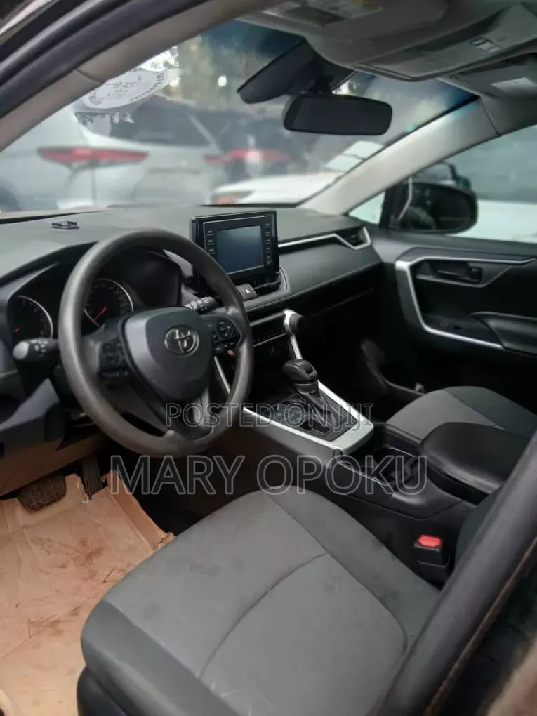 Toyota RAV4 LE AWD 2020 Black