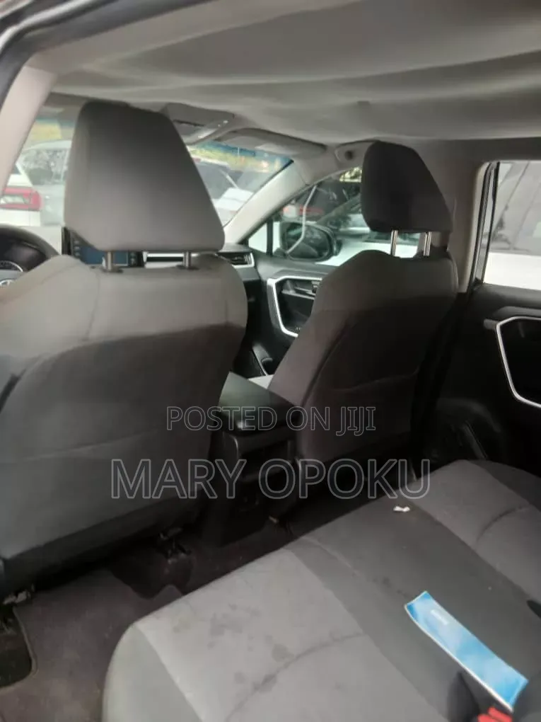 Toyota RAV4 LE AWD 2020 Black