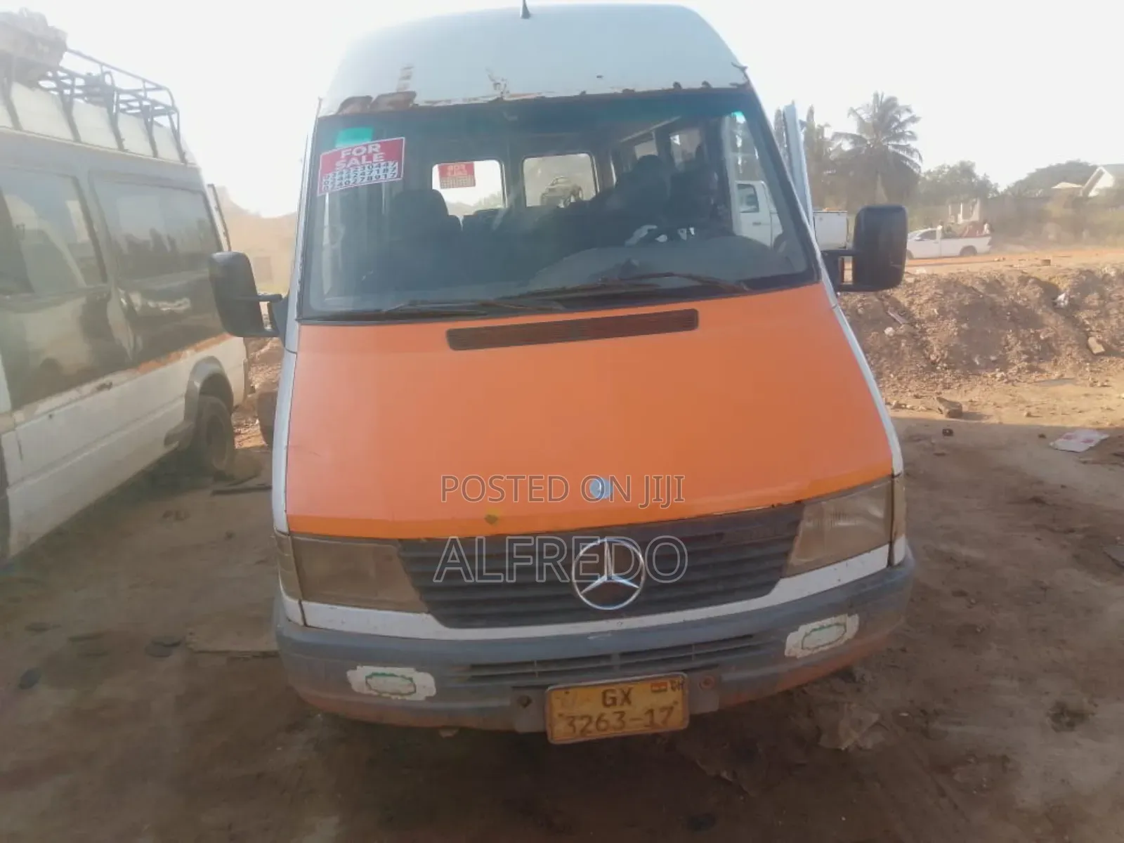 Mercedes-Benz Sprinter 2000 White