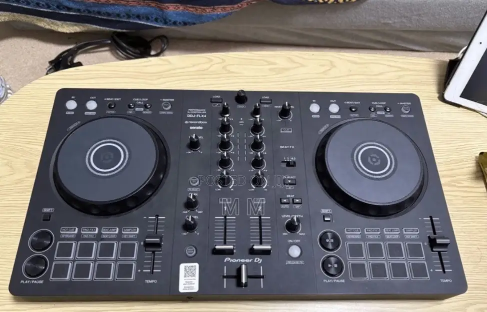 Pioneer DDJ Flx4 Dj Controller