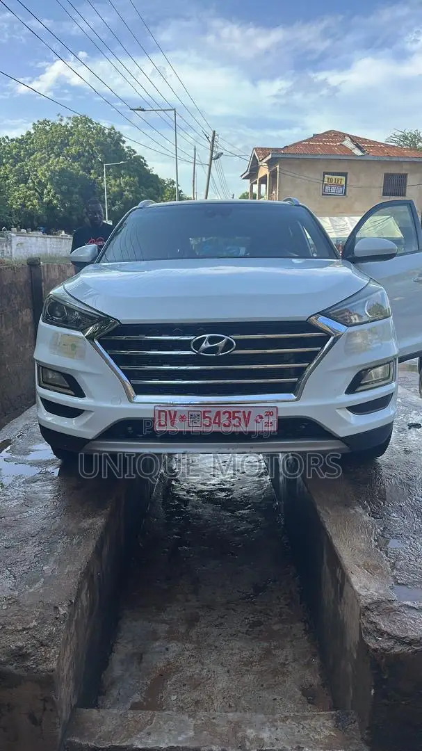 Hyundai Tucson SE AWD 2016 White