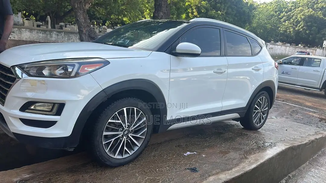 Hyundai Tucson SE AWD 2016 White