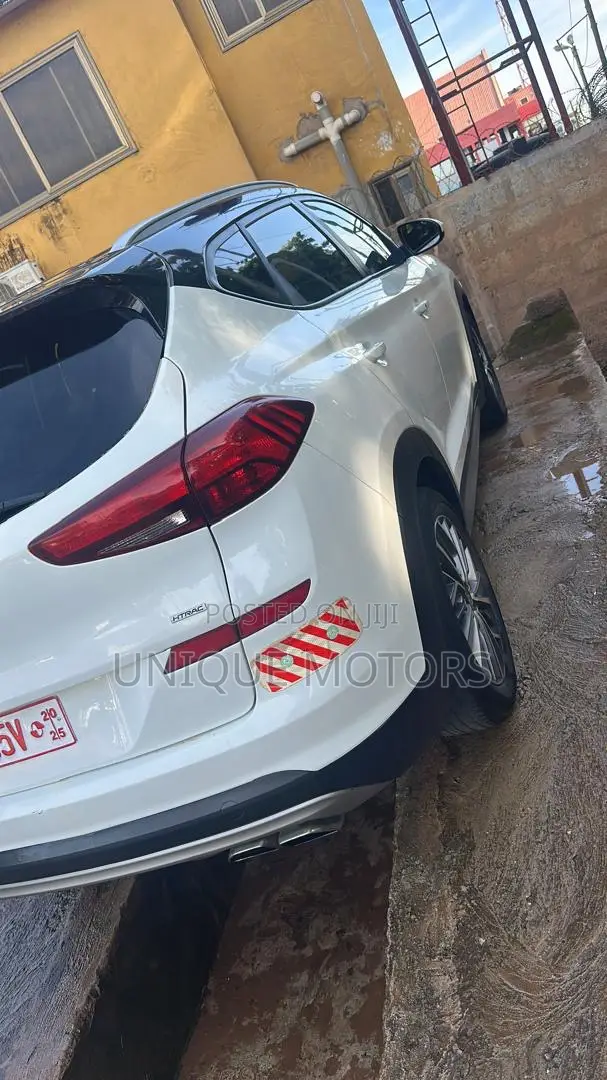 Hyundai Tucson SE AWD 2016 White