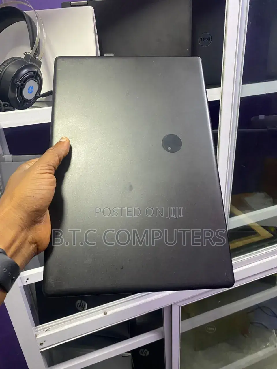 Laptop Avita Admiror Intel 14 4GB Intel HDD+SSD 320GB
