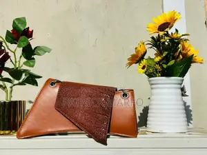Ladies Luxry Hand Bag