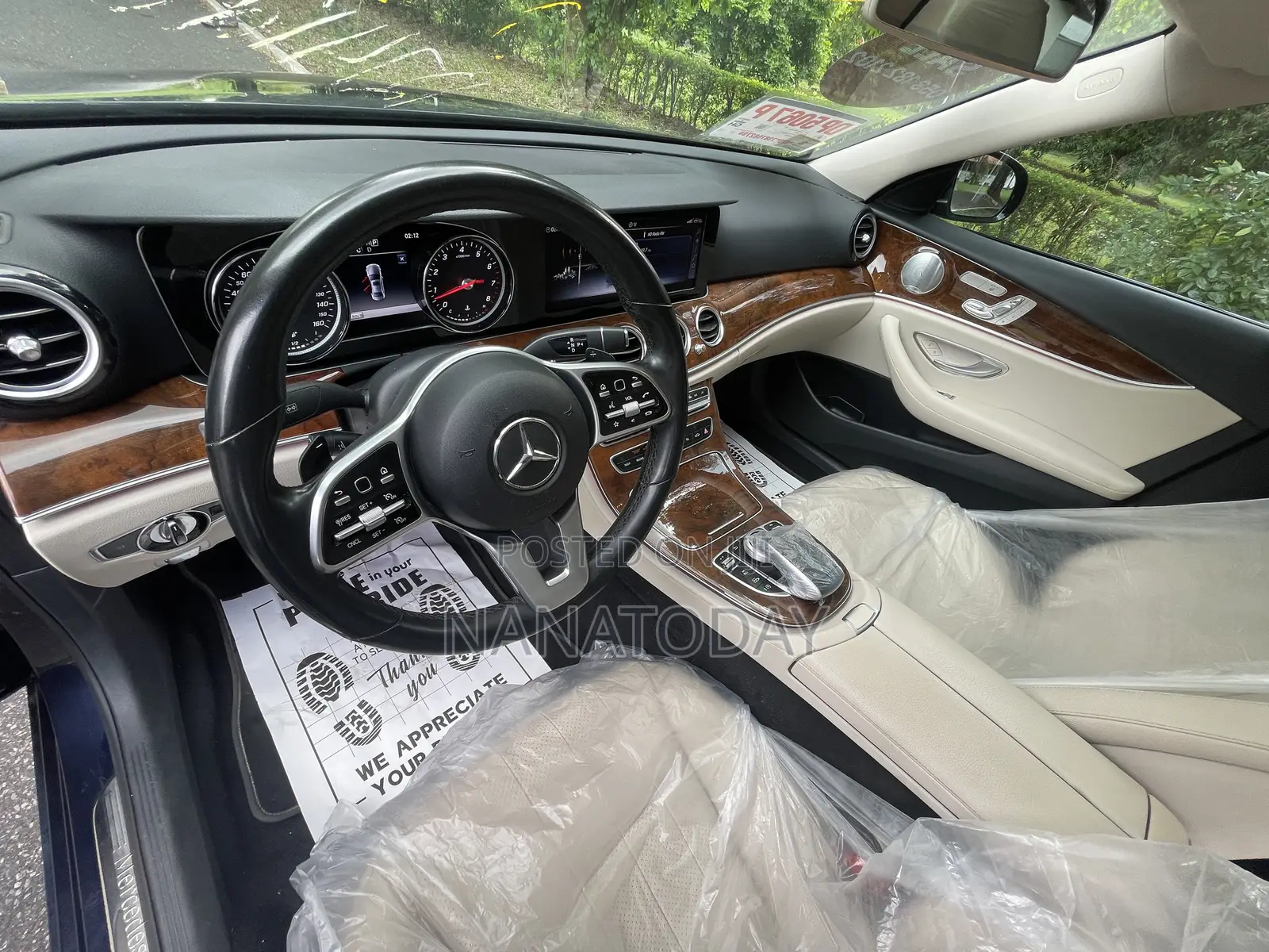 Mercedes-Benz E300 2019 Blue