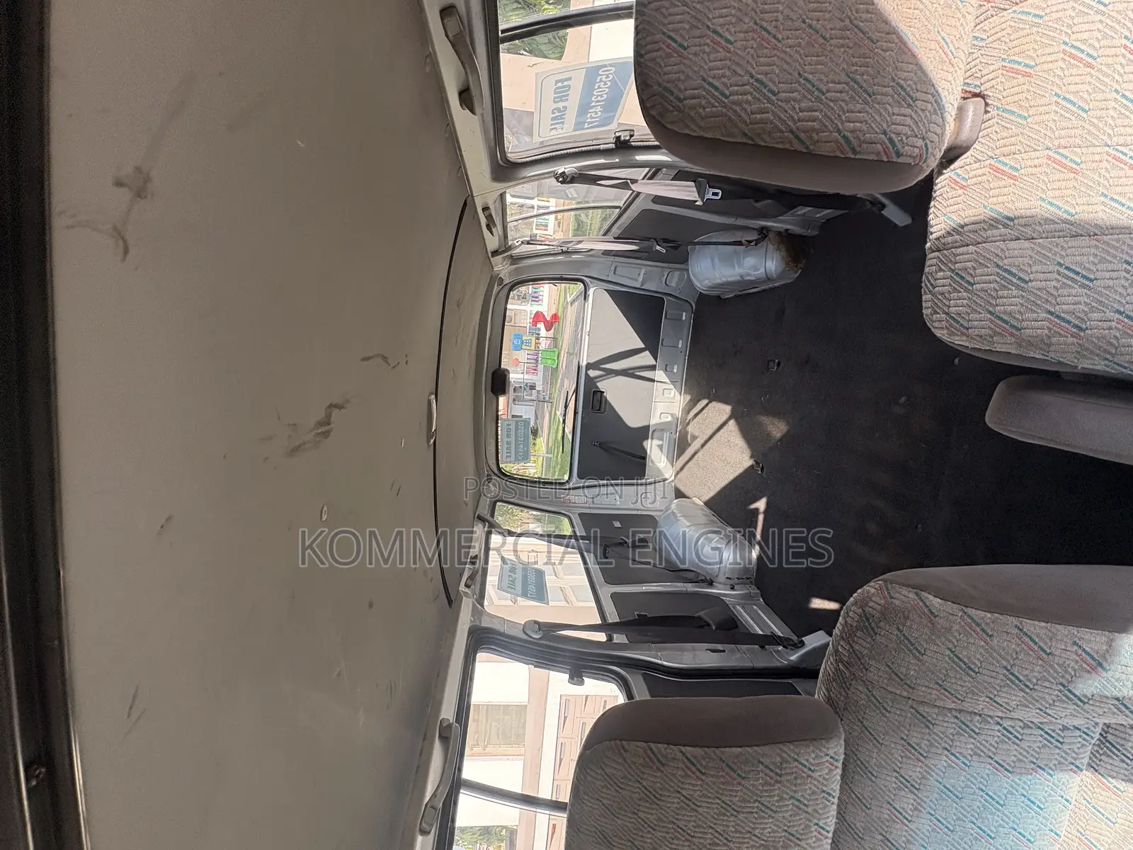 Toyota HiAce 2009 Silver