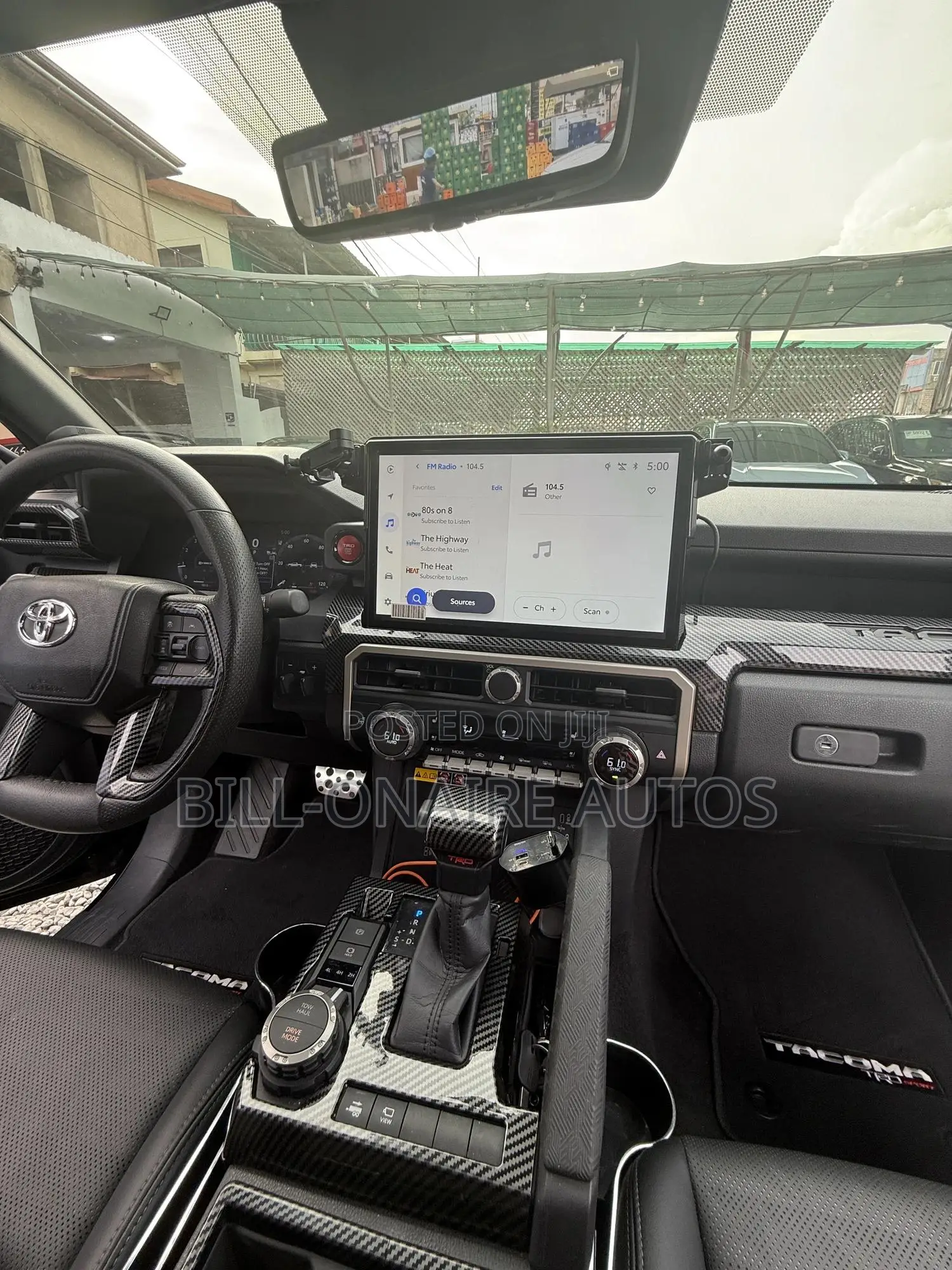 Toyota Tacoma 2024 Black