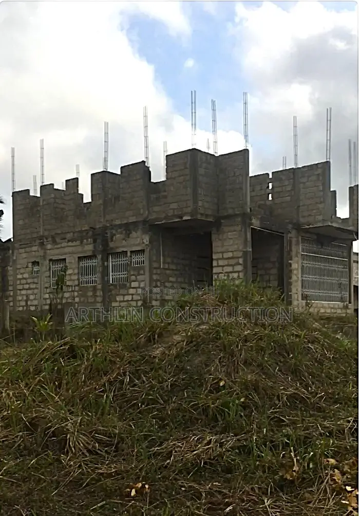 5bdrm House in Agona West Municipal for sale