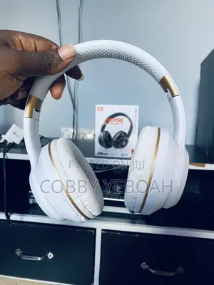 JBL Tune M8 Headphone With Deep and Strong Battery