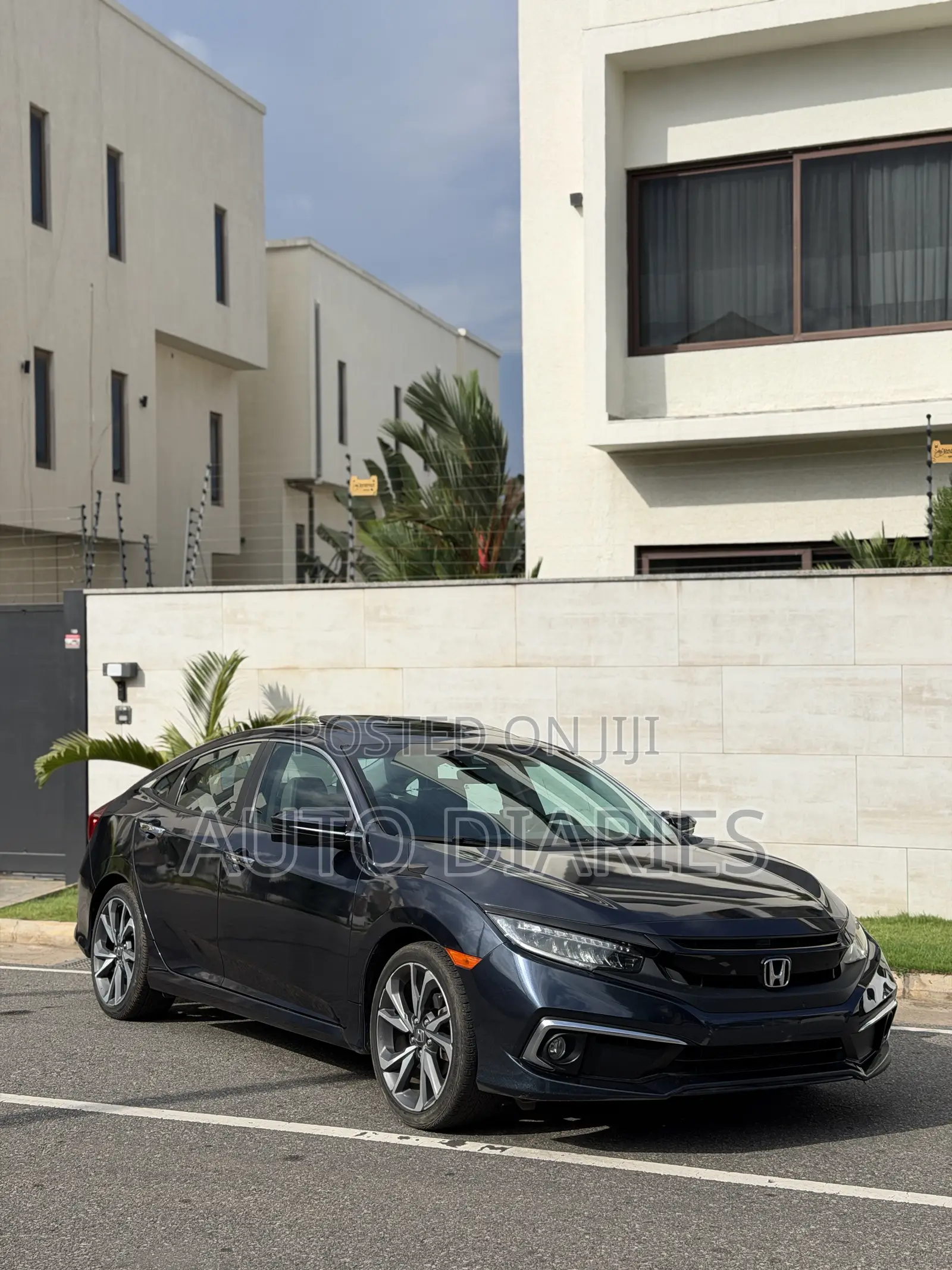 Honda Civic Touring Coupe 2020 Blue