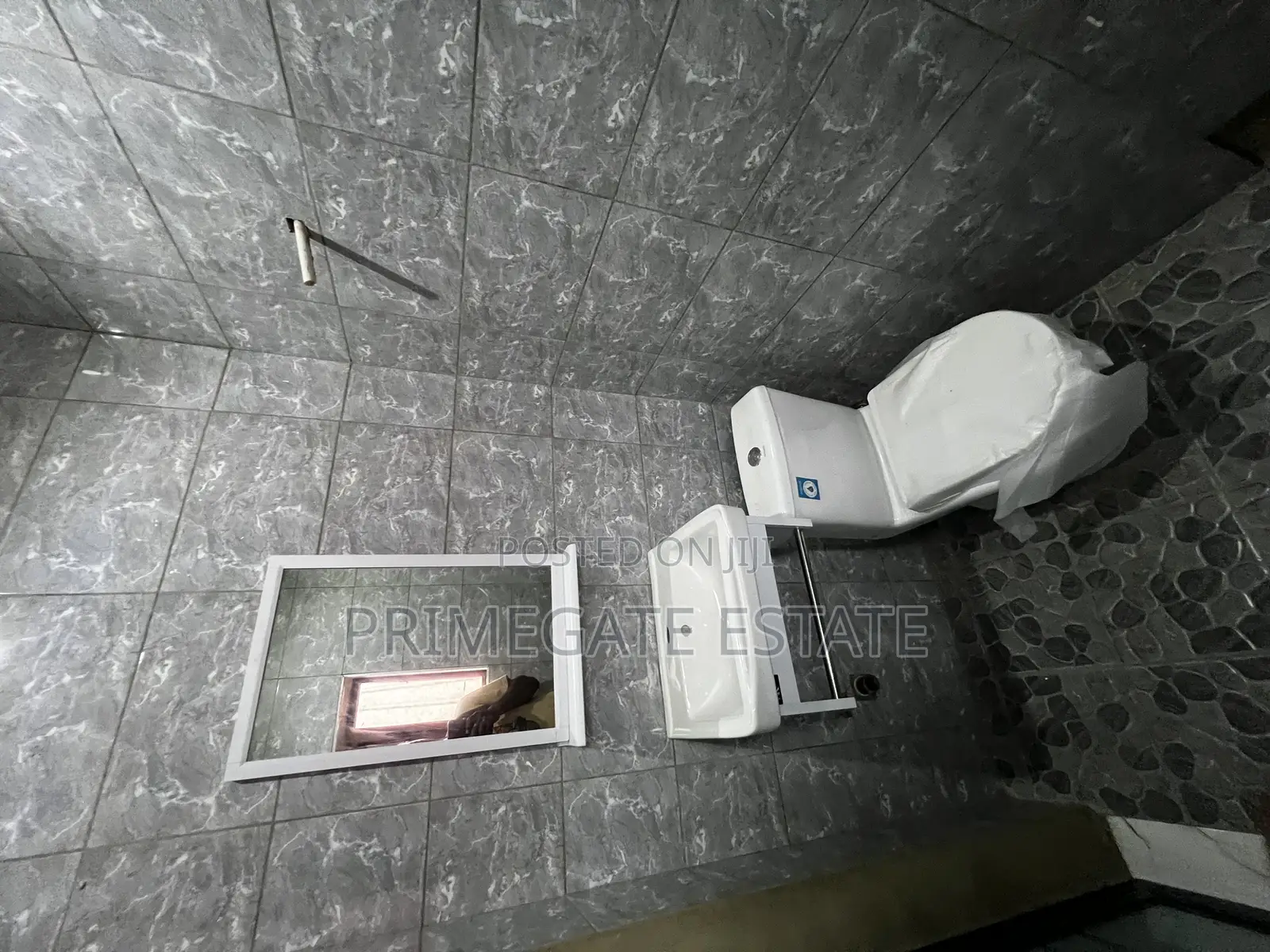 Furnished 6bdrm House in Primegate Estate, Pokuase for sale