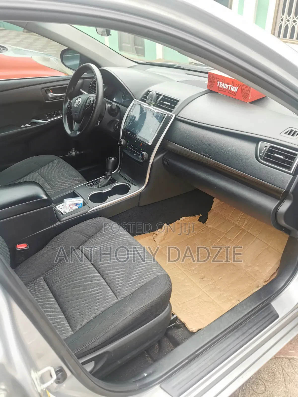 Toyota Camry 2016 Silver
