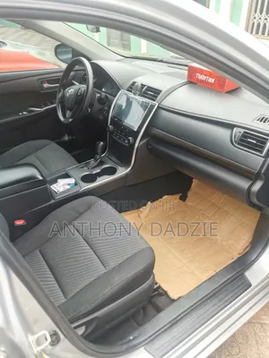 Toyota Camry 2016 Silver