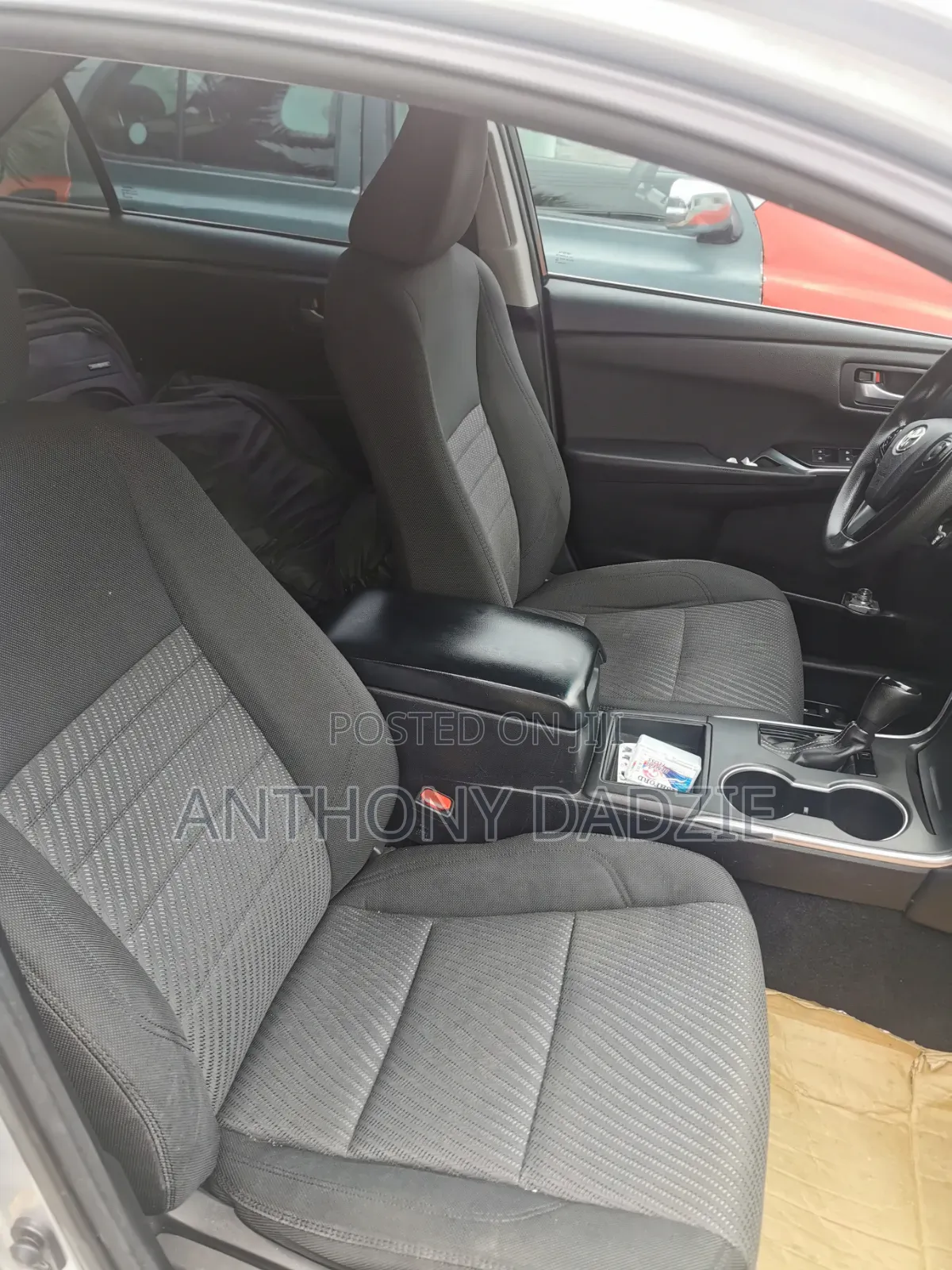 Toyota Camry 2016 Silver
