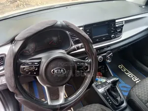 Kia Rio S Hatchback 2018 Silver