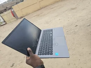 Laptop Asus VivoBook F512DA 8GB Intel Core i5 SSD 256GB