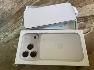 New Apple iPhone 17 Pro Max 512 GB Silver