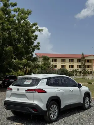 Toyota Frontlander 2.0 Petrol FWD 2025 White