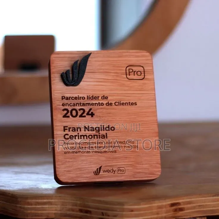 Custom Wooden Plaques, Corporate Awards Recognition Plaques