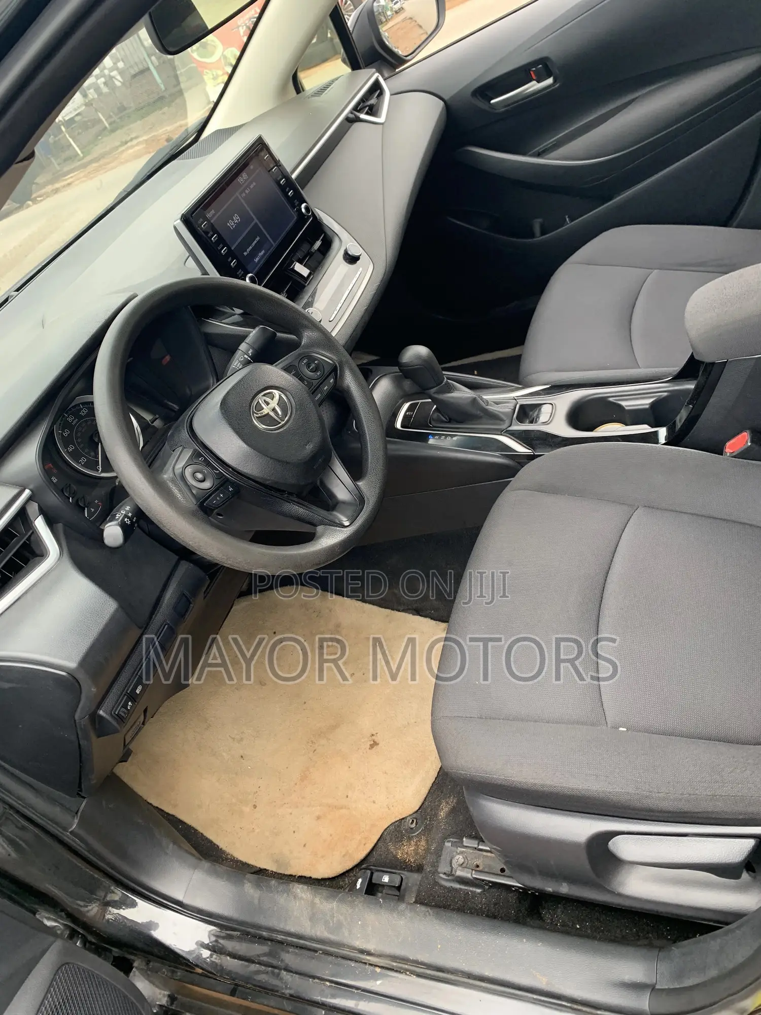 Toyota Corolla LE 2020 Black
